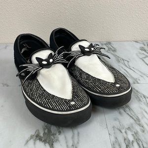 Vans MEN’S Size 10, Nightmare Before Christmas Jack Skelington shoes.